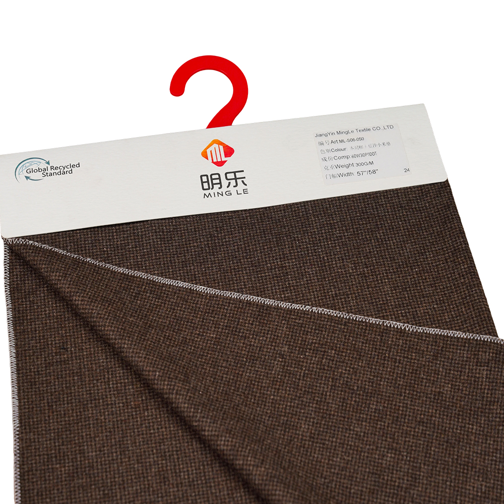 60% Olann, 30% poileistir, 10% Snáithín Eile, 300G/M, Caife Measctha + Muiléad Greamaigh Pónaire Dearg, Fabraic Flannel, ML-S06-050