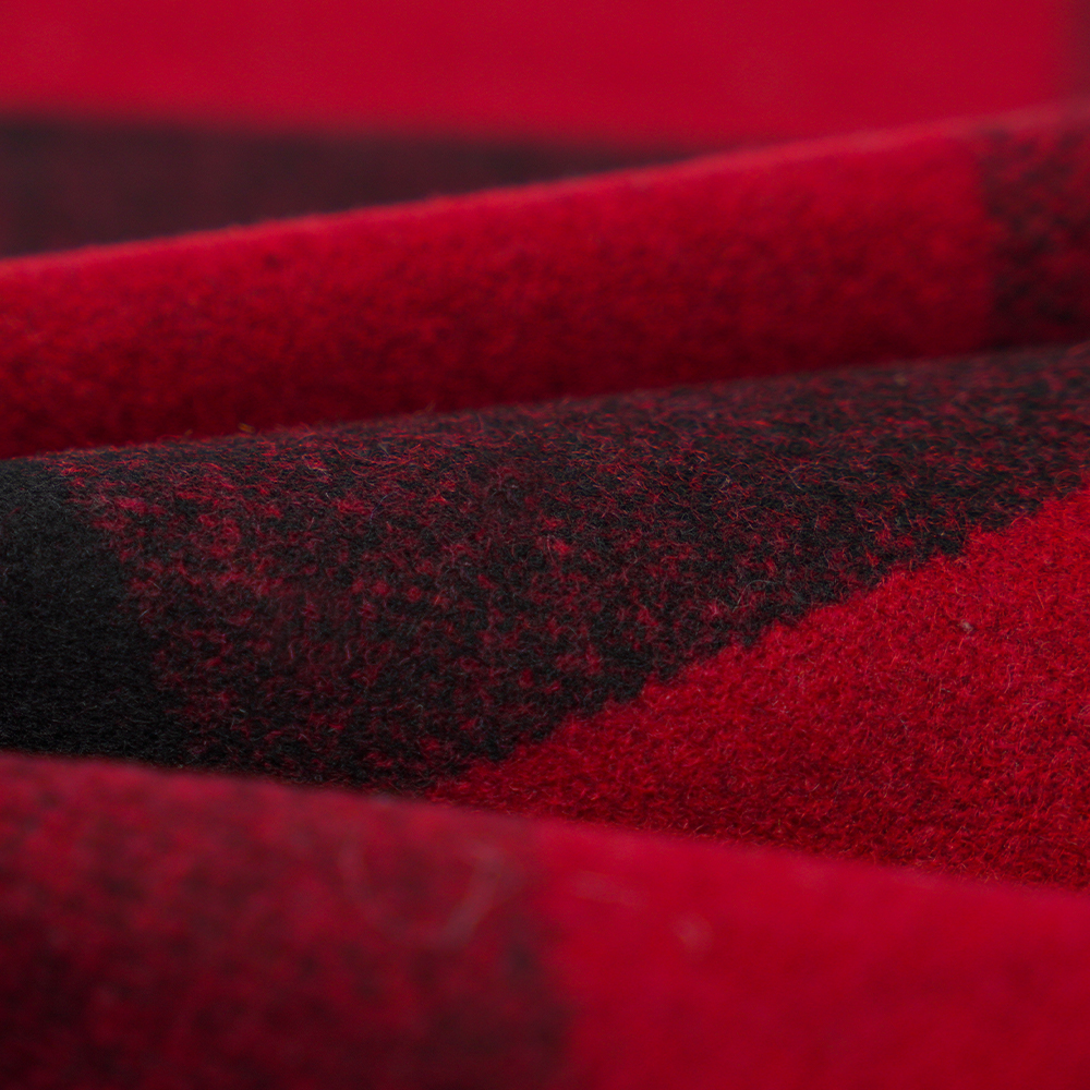 50% Olann, 40% poileistir, 10% Snáithín Eile, 760G/M, Plaid Dubh Agus Dearg, Fabraic Melton, ML-3010354