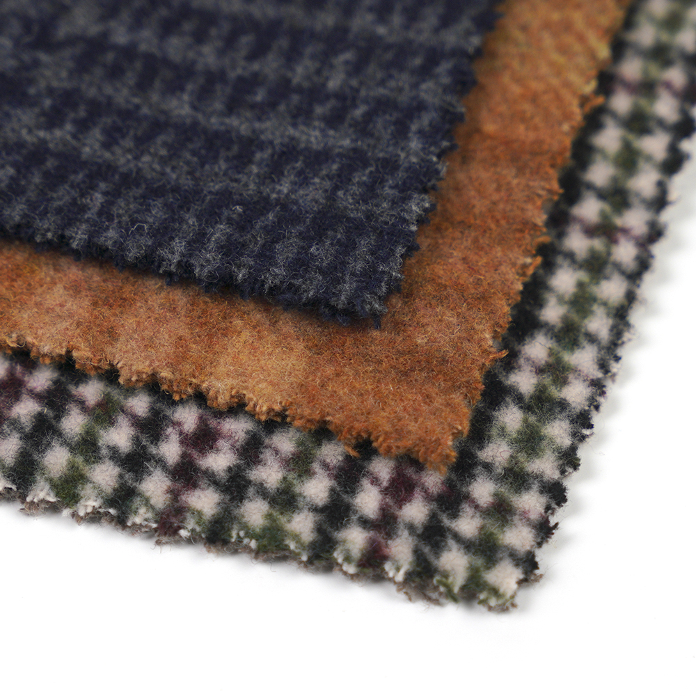 50% Olann, 40% poileistir, 10% Snáithín Eile, 860G/M, Donn agus Buí Seiceáilte, Fabraic Velvet, ML-062142104