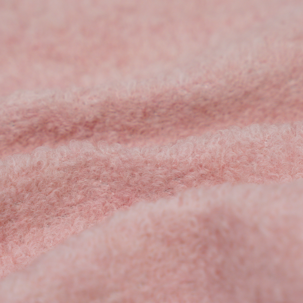 40% Olann, 60% poileistir, 700-740G/M, Bándearg Agus Bán, Fabraic Olann Chniotála Lúb Scála Éisc Bheaga, ML-26-X082022